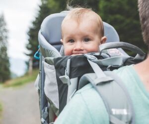 Porte-bébé de randonnée, ce que vous devez savoir pour bien le choisir !
