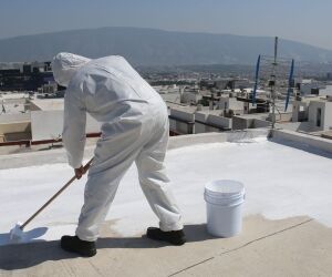 Peindre les toits en blanc, la bonne idée ?