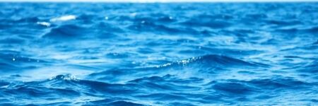 Peut-on boire l'eau de mer ou est-ce dangereux ?