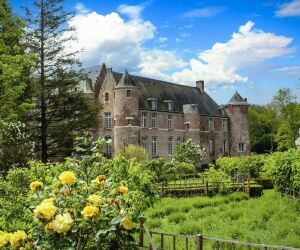 Le plus beau village de France : Esquelbec, à visiter de toute urgence