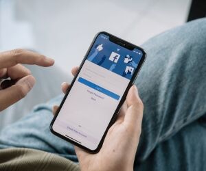 A quoi ressemble votre page Facebook selon votre signe astrologique ?