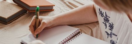 Les bienfaits de l'écriture thérapeutique : se libérer par le stylo
